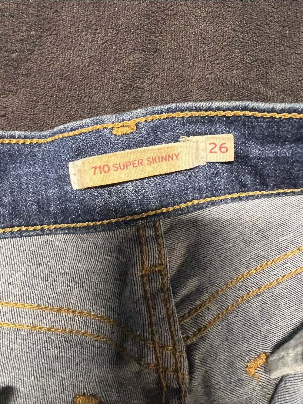 Levi's 710 Super Skinny Jeans - Denim Blue with Gold Stitching